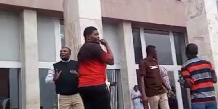 Assemblée nationale : La colère gronde chez les agents