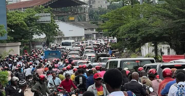 Kinshasa lance “Tosa Ba Tosa Yo” : une nouvelle ère pour le transport urbain