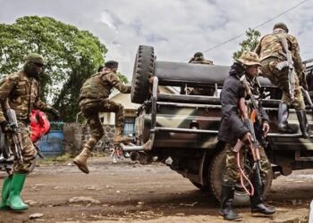 Uvira : les FARDC dénoncent un retrait « fictif » du M23