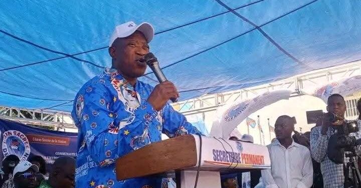 Union sacrée : André Mbata ferme la porte au pacte social des Églises