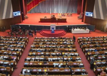 Assemblée nationale : vers la numérisation des archives parlementaires