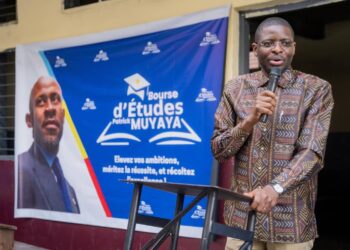 RDC-Éducation : lancement officiel de la bourse scolaire « Patrick Muyaya » à Kinshasa