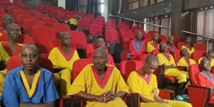 RDC–Rwanda : les FARDC présentent sept militaires rwandais capturés