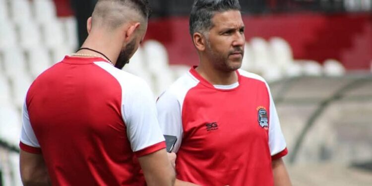 TP Mazembe : Slimane Raho nommé nouvel entraîneur jusqu’à la fin de la saison