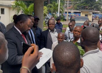 Spoliations, démolitions et salaires impayés : les victimes brisent le silence à Kinshasa