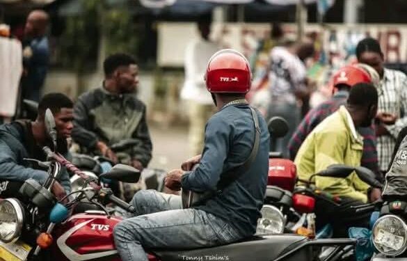 Kinshasa : bras de fer entre les bourgmestres et le ministre provincial des Transports sur les motos-taxis