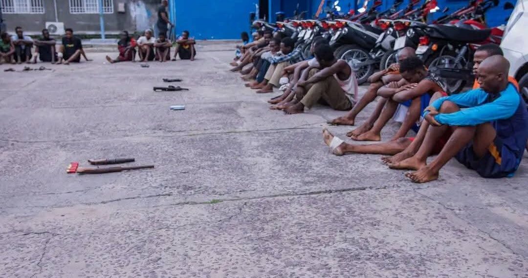 Insécurité urbaine : la police démantèle un réseau de bandits armés entre Kinshasa et Matadi