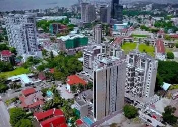 Kinshasa : Daniel Bumba hausse le ton sur l’impôt foncier et les revenus locatifs
