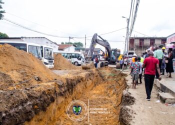 Mont-Ngafula : lancement des travaux de la grande avenue Mobutu