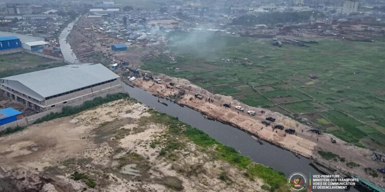 Kingabwa : l’État lance la reconquête du fleuve Congo étouffé par le remblayage illégal