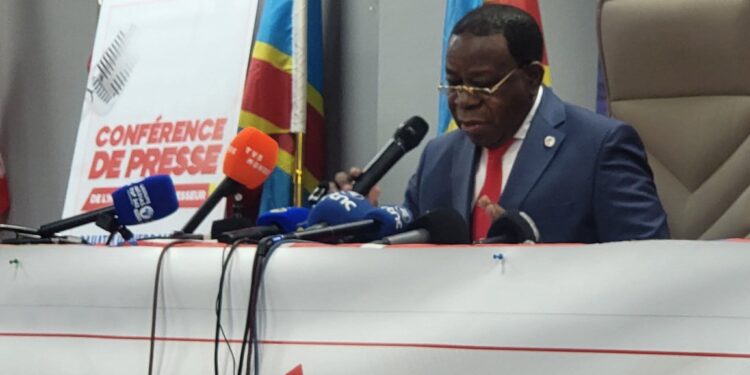 Révision constitutionnelle : Bahati Lukwebo brise le consensus et appelle à la vérité