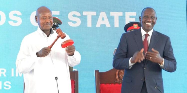 EAC : Yoweri Museveni succède à William Ruto à la présidence tournante de l’organisation