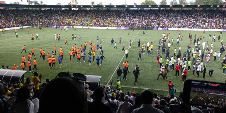 Lubumbashi : le derby Mazembe–Lupopo sombre dans le chaos au stade de Kamalondo