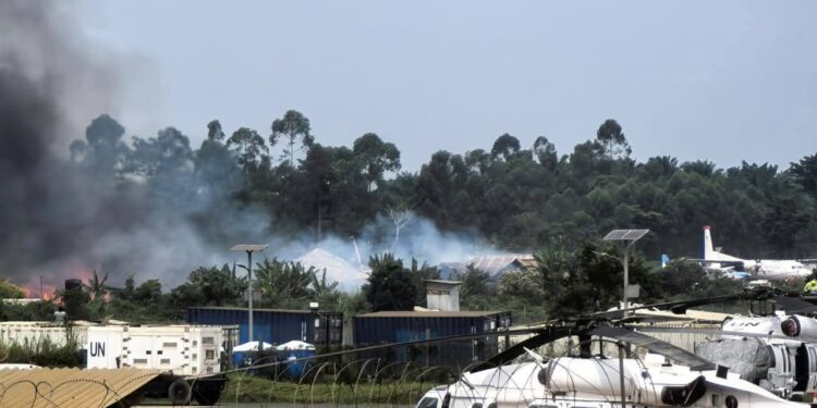 Beni : l’aérogare de l’aéroport de Mavivi ravagée par un incendie, aucune perte en vies humaines