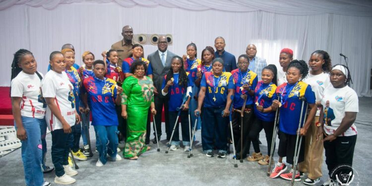 Au sommet de l’État, des héroïnes : les Léopards fauteuil célébrées par Félix Tshisekedi
