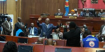 Sénat : une succession sans suspense, Basengezi s’installe au sommet