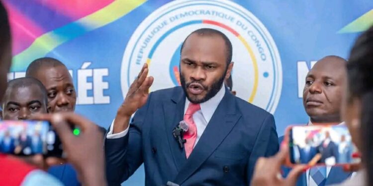 Motion contre Shabani : retrait de façade ou manœuvre politique ? La motion continue de faire trembler l’hémicycle