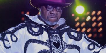 Papa Wemba, dix ans après : l’éternité en costume blanc