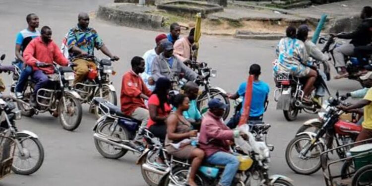 Kinshasa serre la vis sur les “wewa” : nouvelles règles pour une ville plus sûre sur deux roues