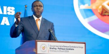 RDC : le dollar ne disparaîtra pas en 2027, cap sur une transition monétaire maîtrisée