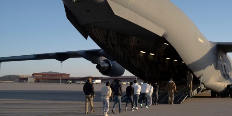 RDC : le projet d’accueil de migrants expulsés des États-Unis déclenche une fronde nationale