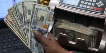 RDC : guerre ouverte autour du dollar cash