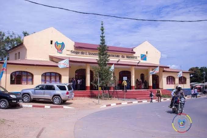 Maniema : l’Assemblée provinciale explose autour de l’interpellation du gouverneur Moïse Kabwankubi