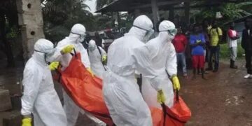 Ebola en RDC : l’épidémie s’étend, Kinshasa tente de contenir la psychose