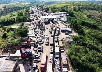 RN1 Kinshasa–Matadi : le Gouvernement passe à l’offensive contre les embouteillages
