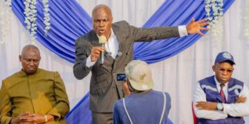 Fayulu démonte Ejiba Yamapia : « Dieu n’aime pas des bêtises »