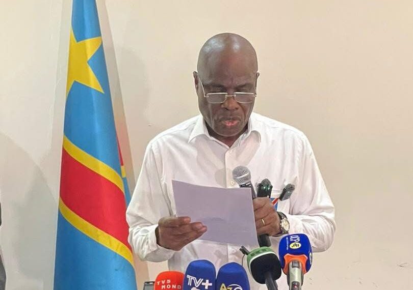 Fayulu sonne la charge contre Tshisekedi : « La ligne rouge, c’est le troisième mandat »
