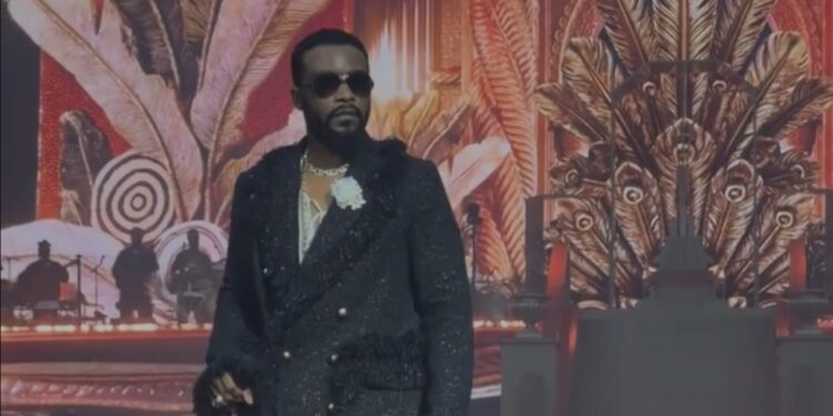 Stade de France : Fally Ipupa ouvre le ciel, et la RDC s’invite au sommet