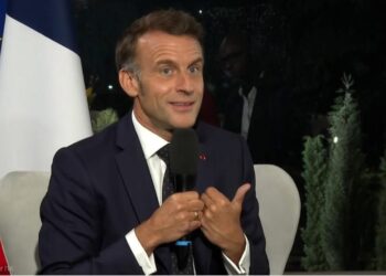 RDC-Rwanda : Emmanuel Macron plaide pour un « dialogue respectueux » entre Tshisekedi et Kagame