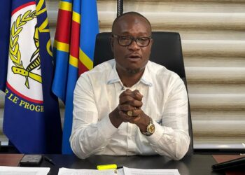 3ème mandat Fatshi : Delly Sesanga dénonce une « dérive antidémocratique » et appelle à la mobilisation de l&rsquo;opposition