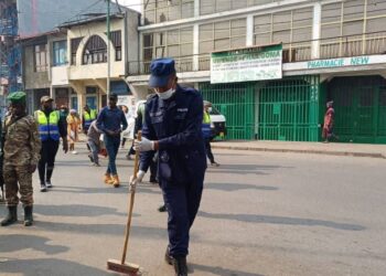 Kinshasa : Éric Tshikuma apporte son soutien à la Task Force pour l&rsquo;assainissement de la capitale