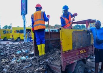Kinshasa : Éric Tshikuma apporte son soutien à la Task Force pour l&rsquo;assainissement de la capitale
