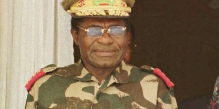 Décès du Général d&rsquo;armée Norbert Likulia Bolongo, dernier Premier ministre du maréchal Mobutu