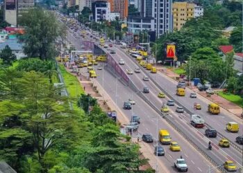 Kinshasa : près de 790 nouveaux engins roulants annoncés pour renforcer le transport urbain