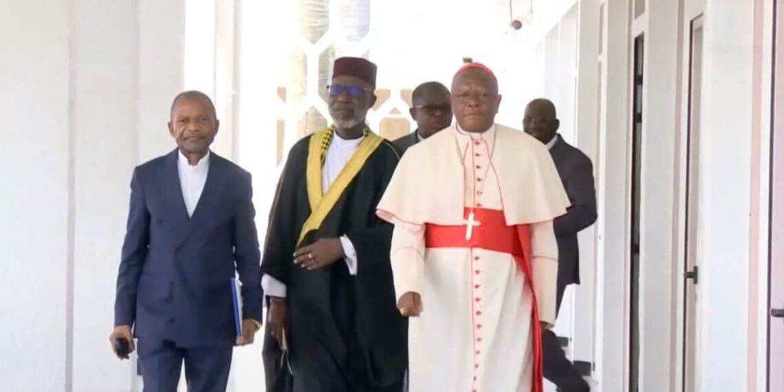 RDC : Tshisekedi opte pour un dialogue national, une feuille de route annoncée