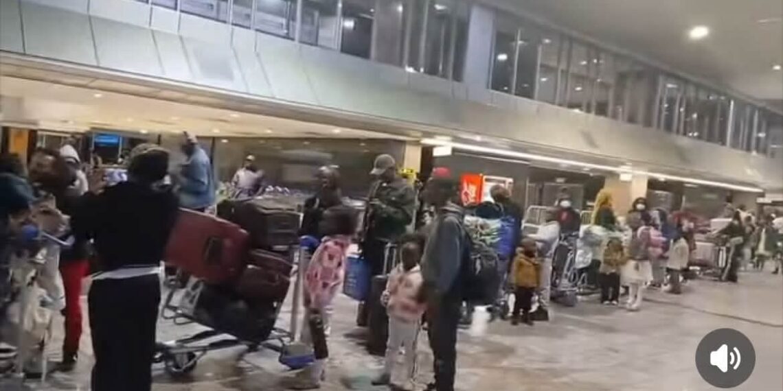 RDC : 121 Congolais rapatriés d’Afrique du Sud après une vague de violences xénophobes