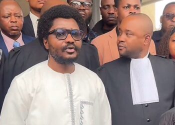 Procès FRIVAO : Constant Mutamba claque la porte de l&rsquo;audience et dénonce une procédure « irrégulière »