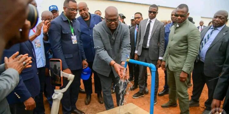 Haut-Lomami : Félix Tshisekedi inaugure l’usine d’eau potable de Lovoyi