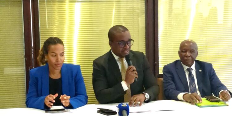 Médias : lancement du projet « Impulsion Média » et remise des cartes de l&rsquo;UNPC au Cercle de Kinshasa