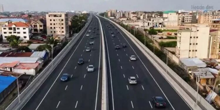 Kinshasa : 2,2 km de route pour tenter de fluidifier la circulation