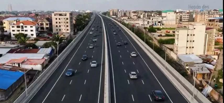 Kinshasa : 2,2 km de route pour tenter de fluidifier la circulation