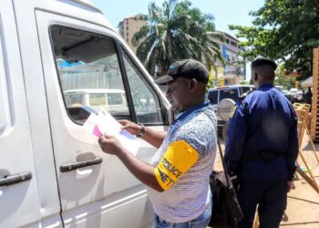 Contrôle technique à Kinshasa : le bouclage généralisé fixé au 31 août
