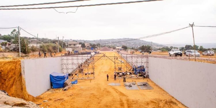 Kinshasa : la circulation interrompue à Mitendi pour lancer les travaux de l’échangeur