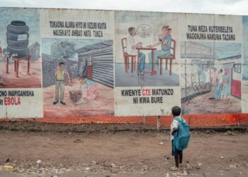 École sous Ebola : le pari à haut risque
