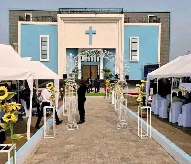 Mbuji-Mayi : dédicace de la Paroisse universitaire Notre-Dame de l’Espérance