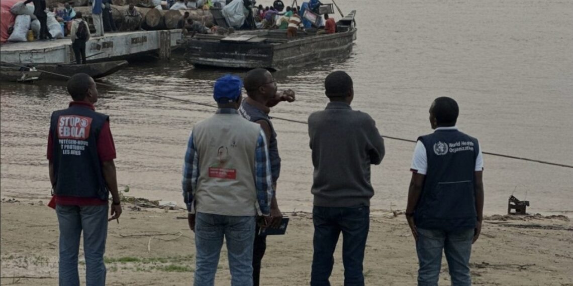Alerte Ebola à Kinshasa : un bateau en provenance de Kisangani accoste sous haute surveillance à Maluku